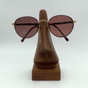 Vintage Boulevard Boutique 4023 Black / Red Oval